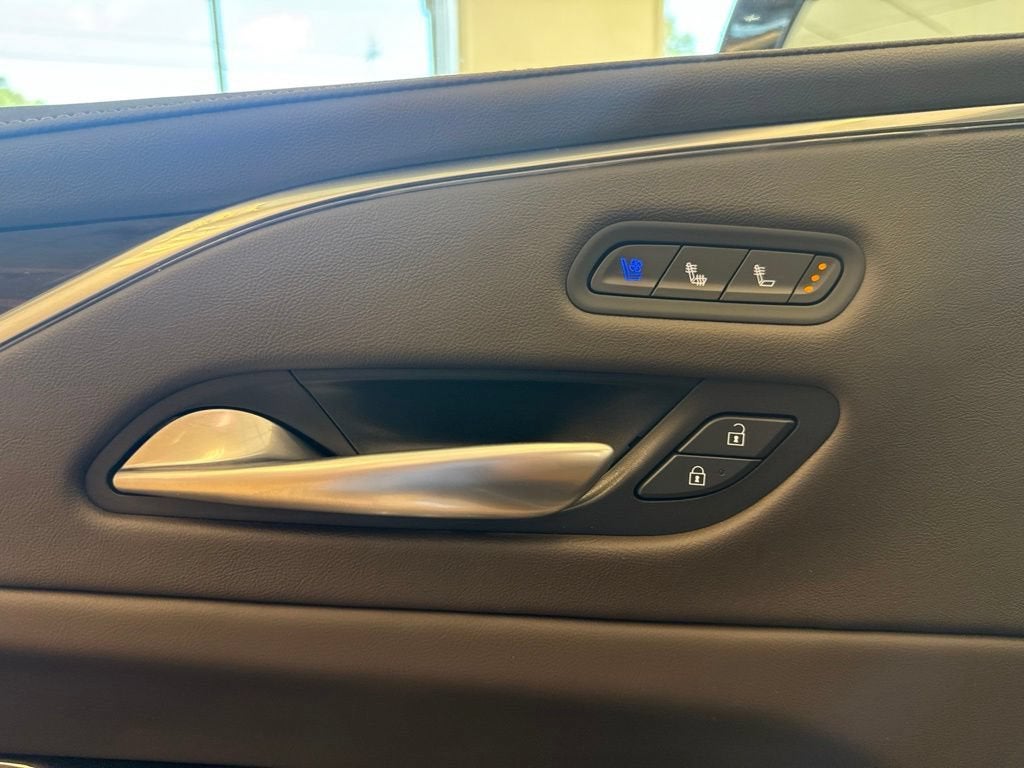 2023 Cadillac Escalade ESV 4WD Premium Luxury