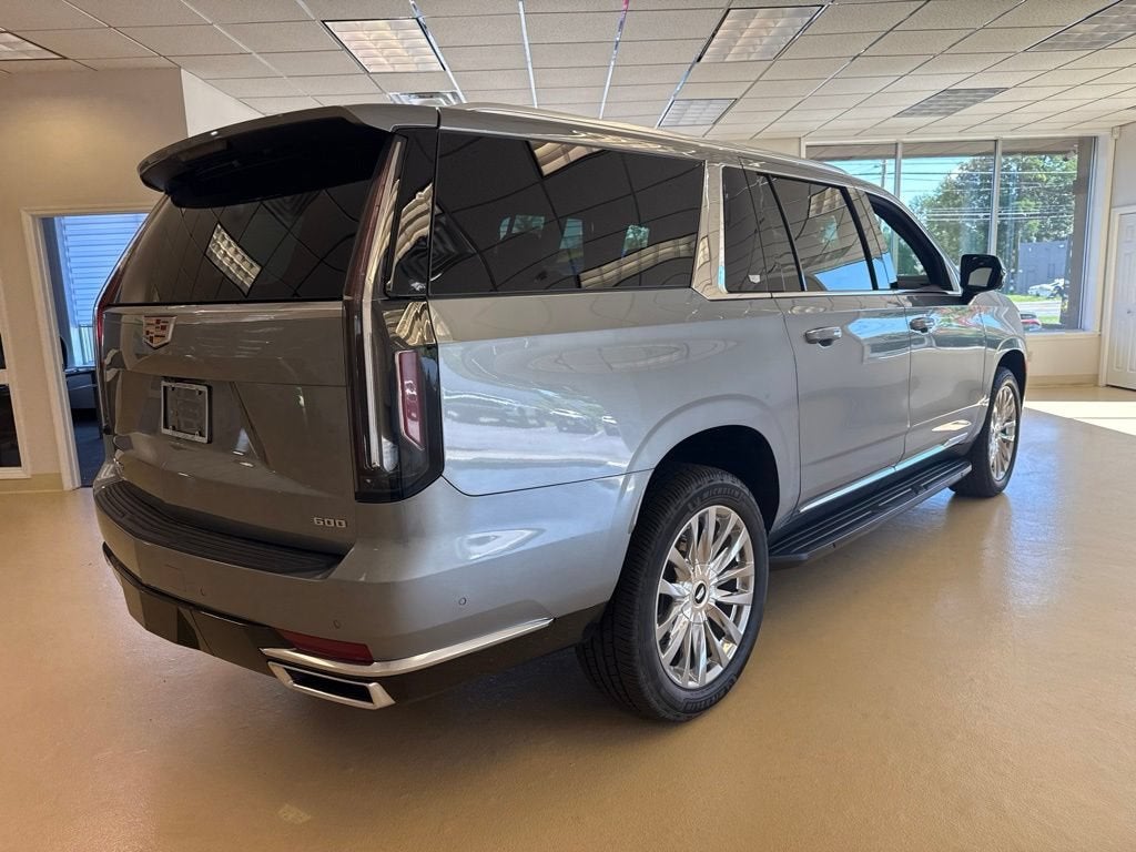 2023 Cadillac Escalade ESV 4WD Premium Luxury