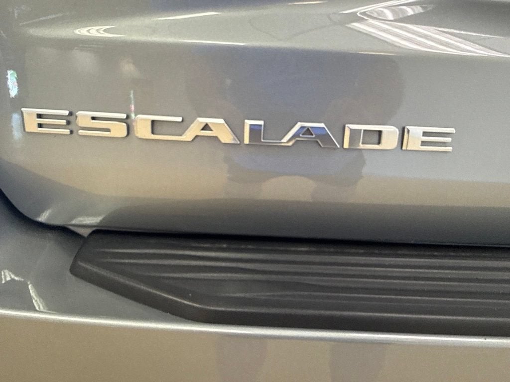 2023 Cadillac Escalade ESV 4WD Premium Luxury