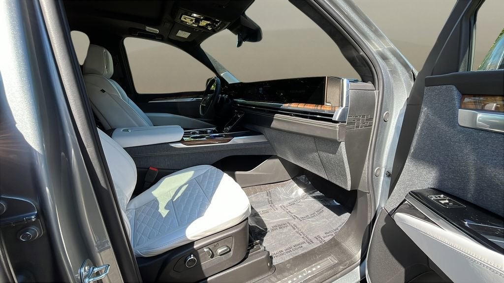 2025 Cadillac Escalade Sport Platinum