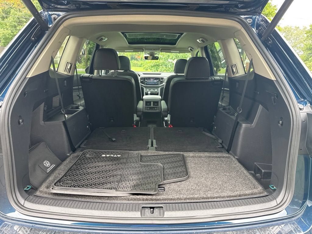 2023 Volkswagen Atlas 3.6L V6 SEL Premium R-Line