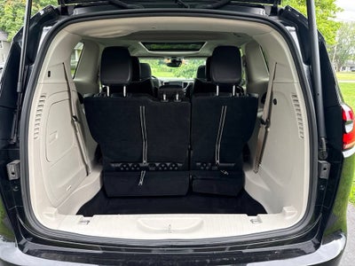 2022 Chrysler Pacifica Hybrid Limited
