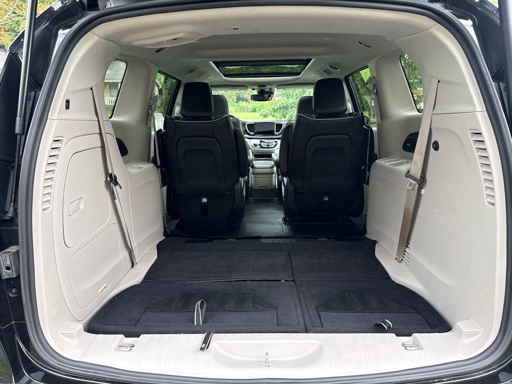 2022 Chrysler Pacifica Hybrid Limited