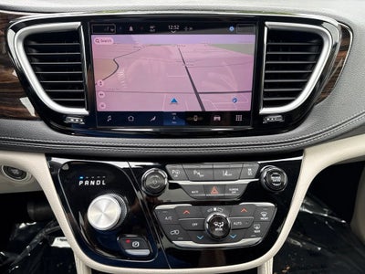 2022 Chrysler Pacifica Hybrid Limited