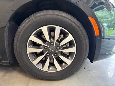 2022 Chrysler Pacifica Hybrid Limited