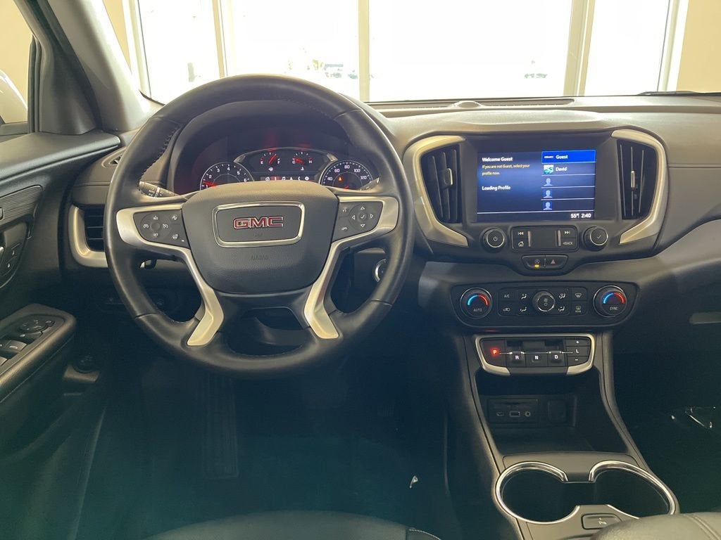 2022 GMC Terrain SLT