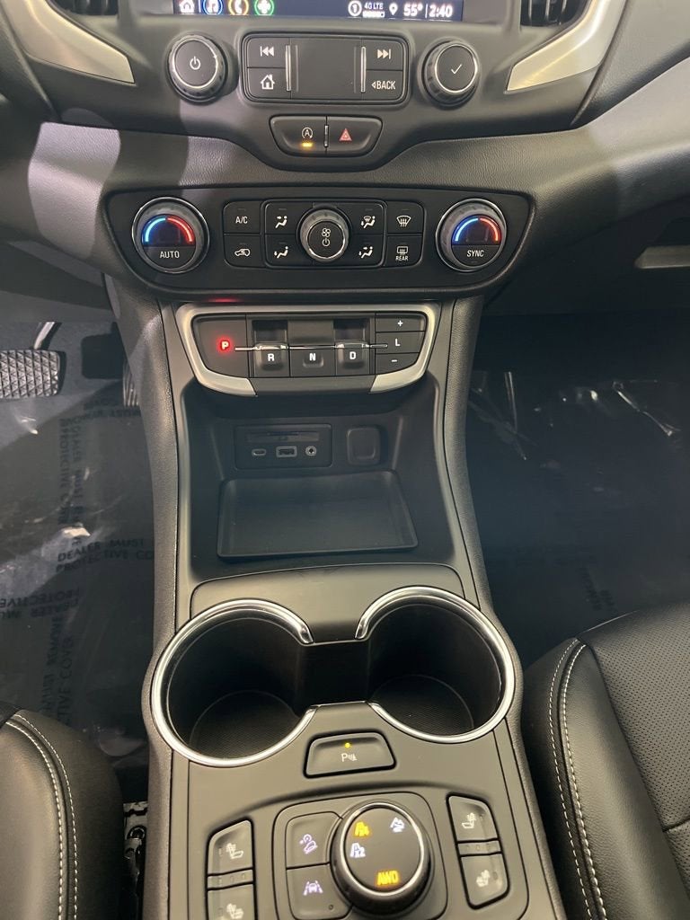 2022 GMC Terrain SLT