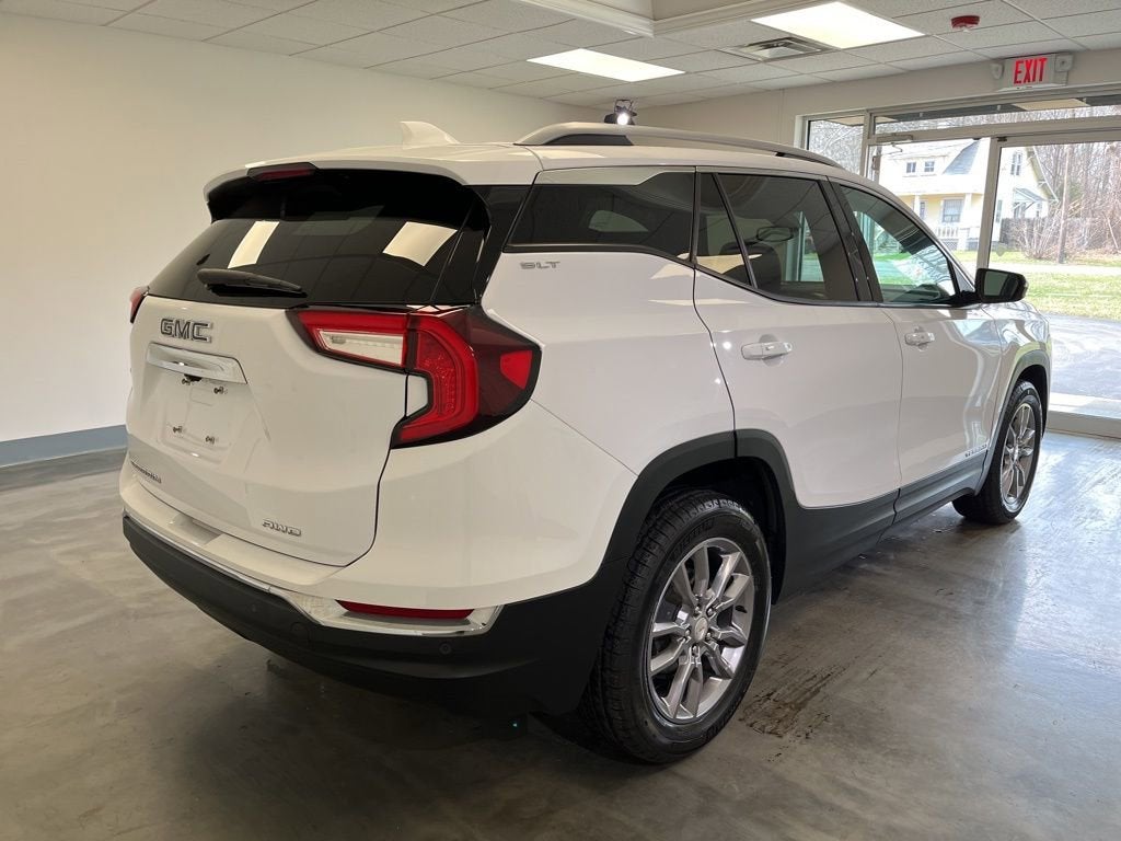 2022 GMC Terrain SLT