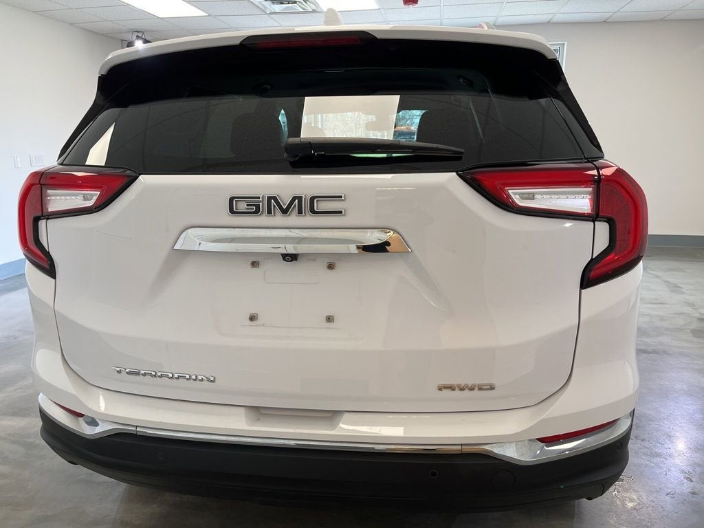 2022 GMC Terrain SLT