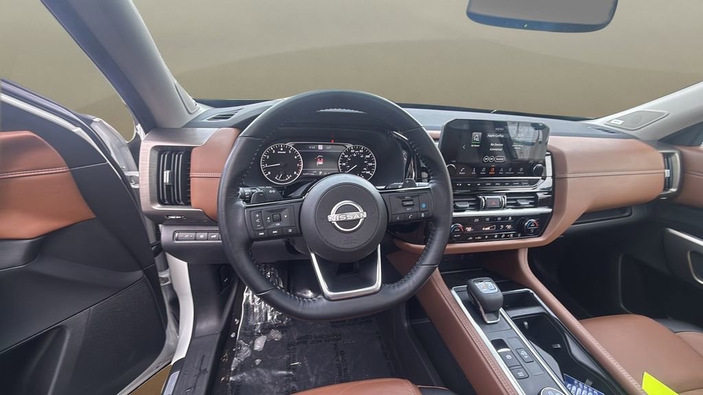 2022 Nissan Pathfinder Platinum