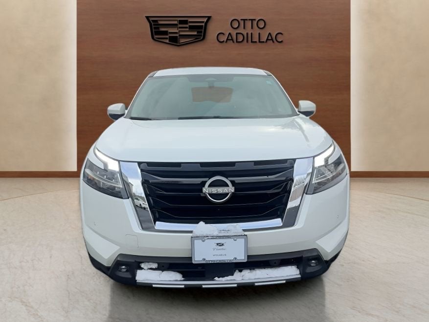 2022 Nissan Pathfinder Platinum