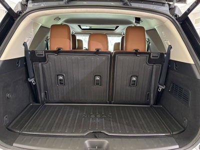 2023 Nissan Pathfinder Platinum