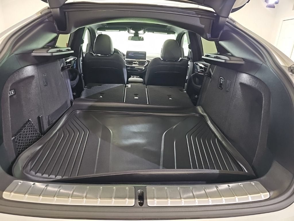 2022 BMW X4 xDrive30i