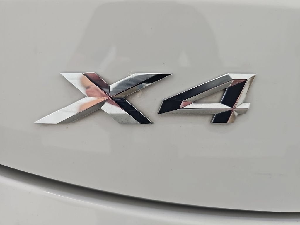 2022 BMW X4 xDrive30i