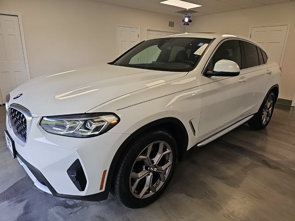 2022 BMW X4 xDrive30i