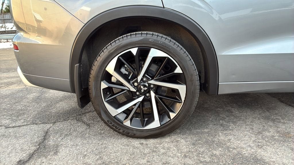 2023 Mitsubishi Outlander SEL