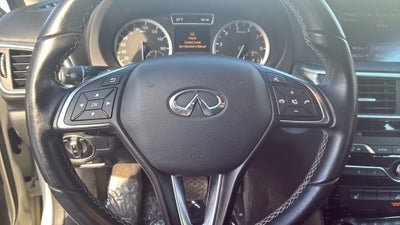 2018 INFINITI QX30 ESSENTIAL