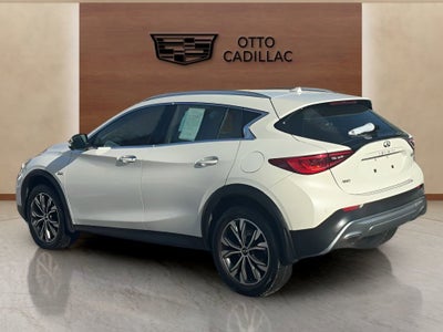 2018 INFINITI QX30 ESSENTIAL