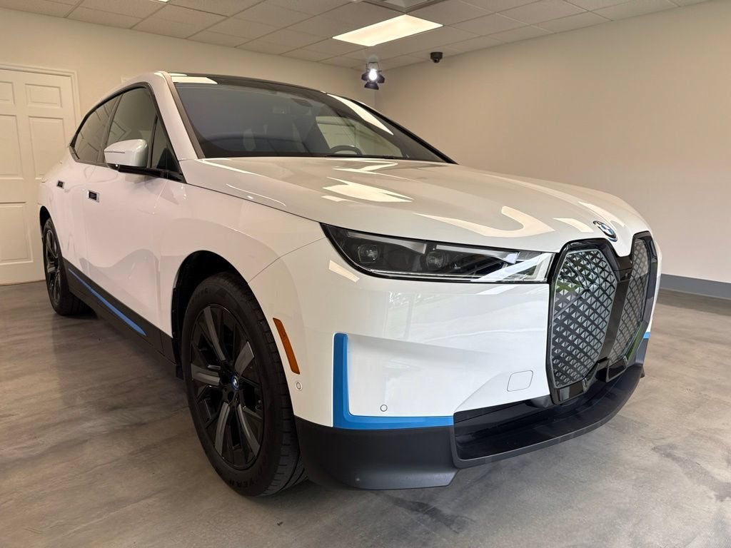 2024 BMW iX xDrive50