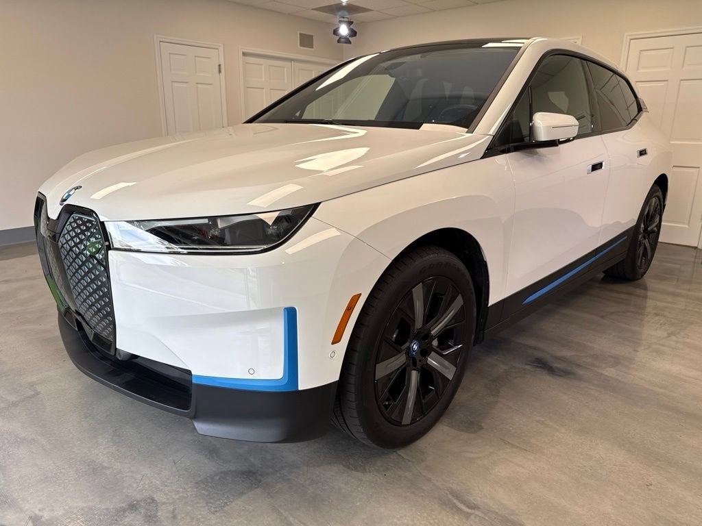 2024 BMW iX xDrive50