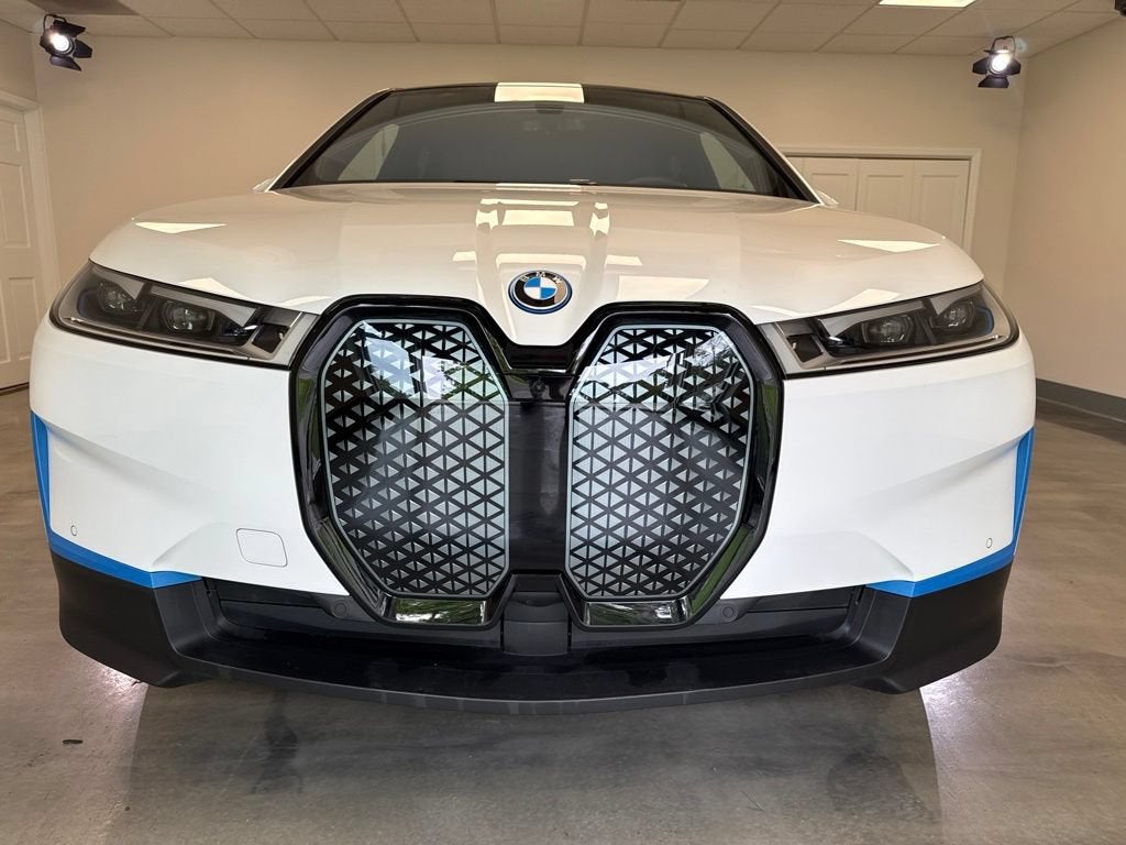 2024 BMW iX xDrive50