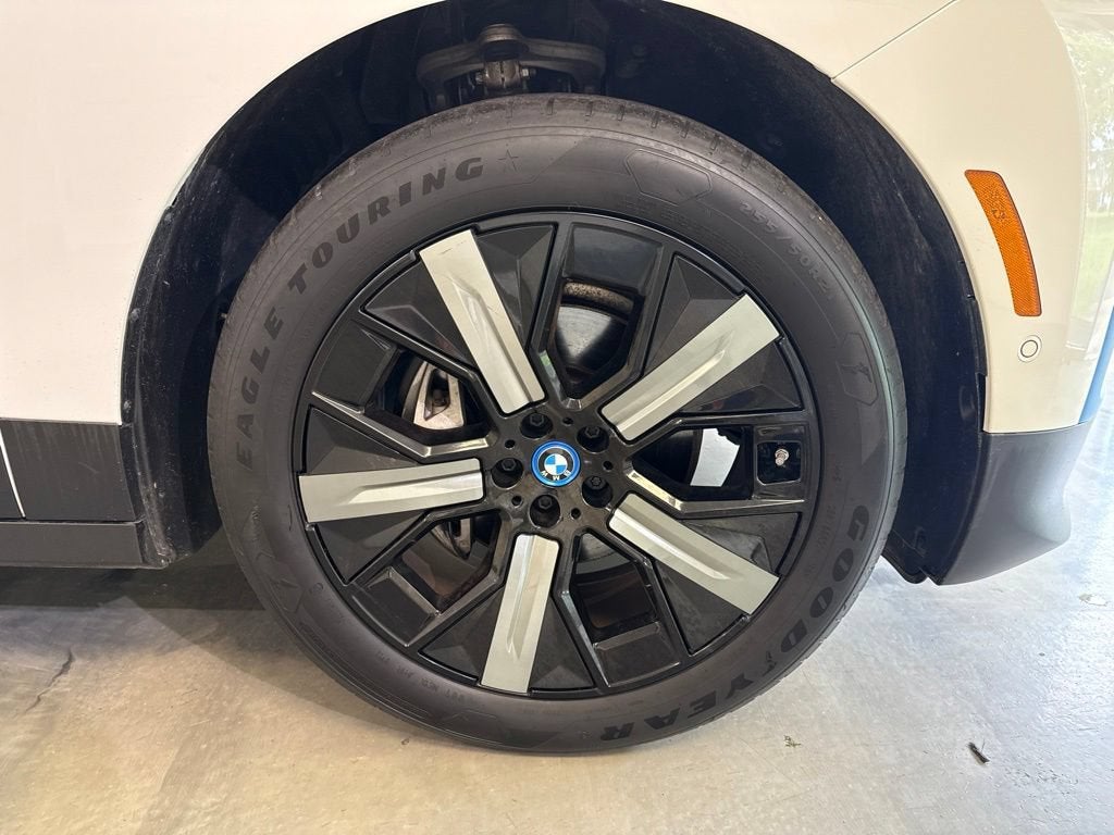 2024 BMW iX xDrive50