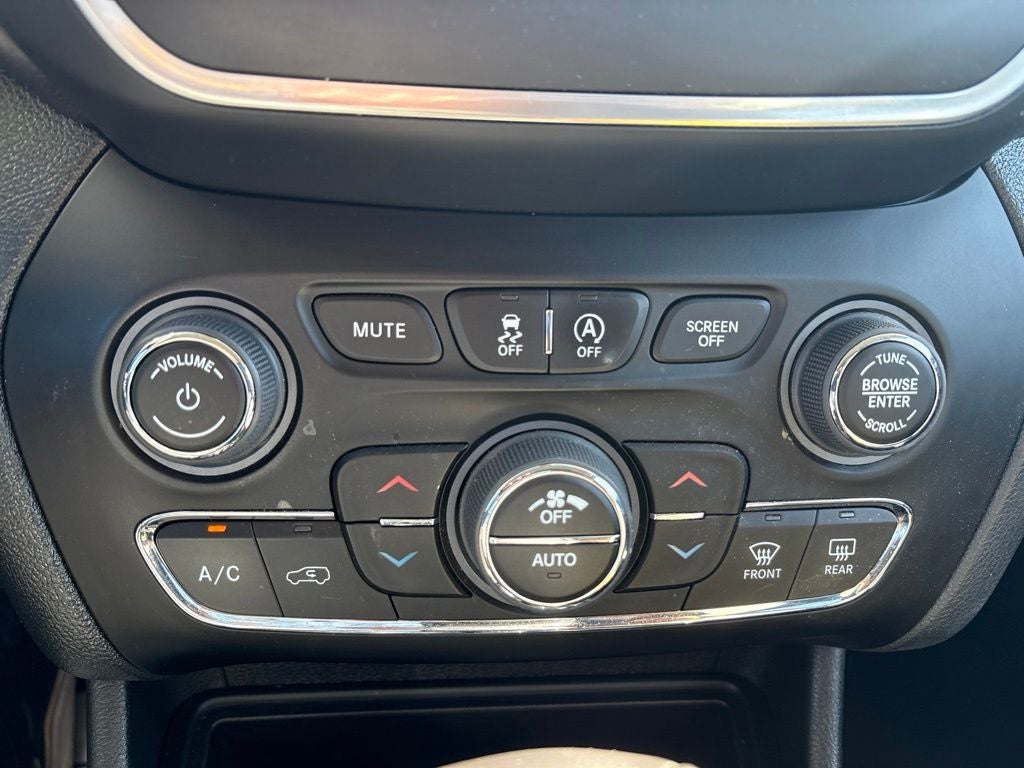 2023 Jeep Cherokee Altitude