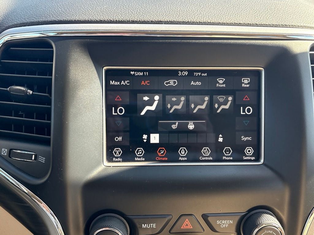 2019 Jeep Grand Cherokee Laredo E