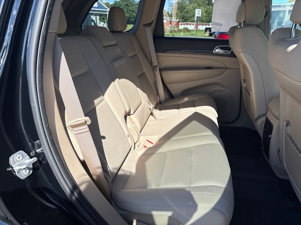 2019 Jeep Grand Cherokee Laredo E