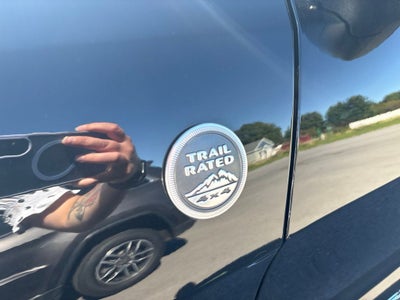 2019 Jeep Grand Cherokee Laredo E
