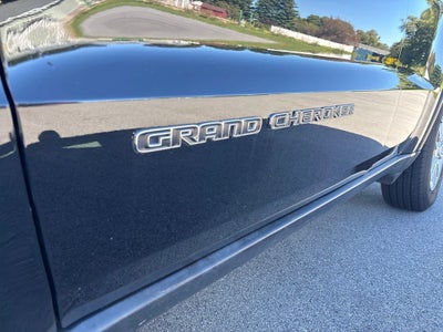 2019 Jeep Grand Cherokee Laredo E
