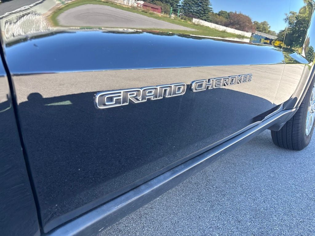 2019 Jeep Grand Cherokee Laredo E