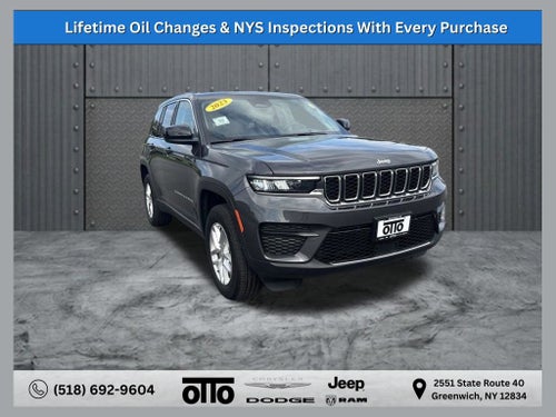 2023 Jeep Grand Cherokee Laredo 4x4