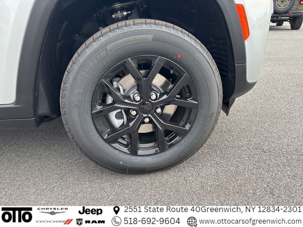 2026 Jeep Grand Cherokee GRAND CHEROKEE LAREDO ALTITUDE 4X4