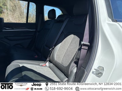 2026 Jeep Grand Cherokee GRAND CHEROKEE LAREDO ALTITUDE 4X4