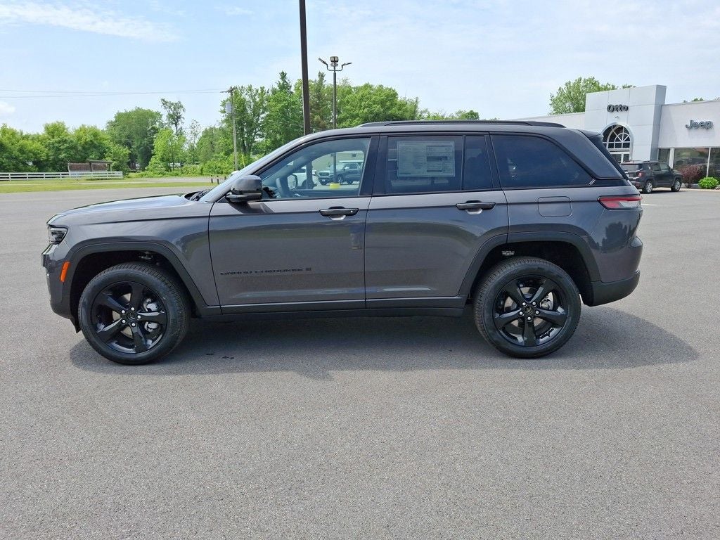 2025 Jeep Grand Cherokee GRAND CHEROKEE LIMITED 4X4