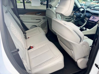 2022 Jeep Grand Cherokee Summit 4x4