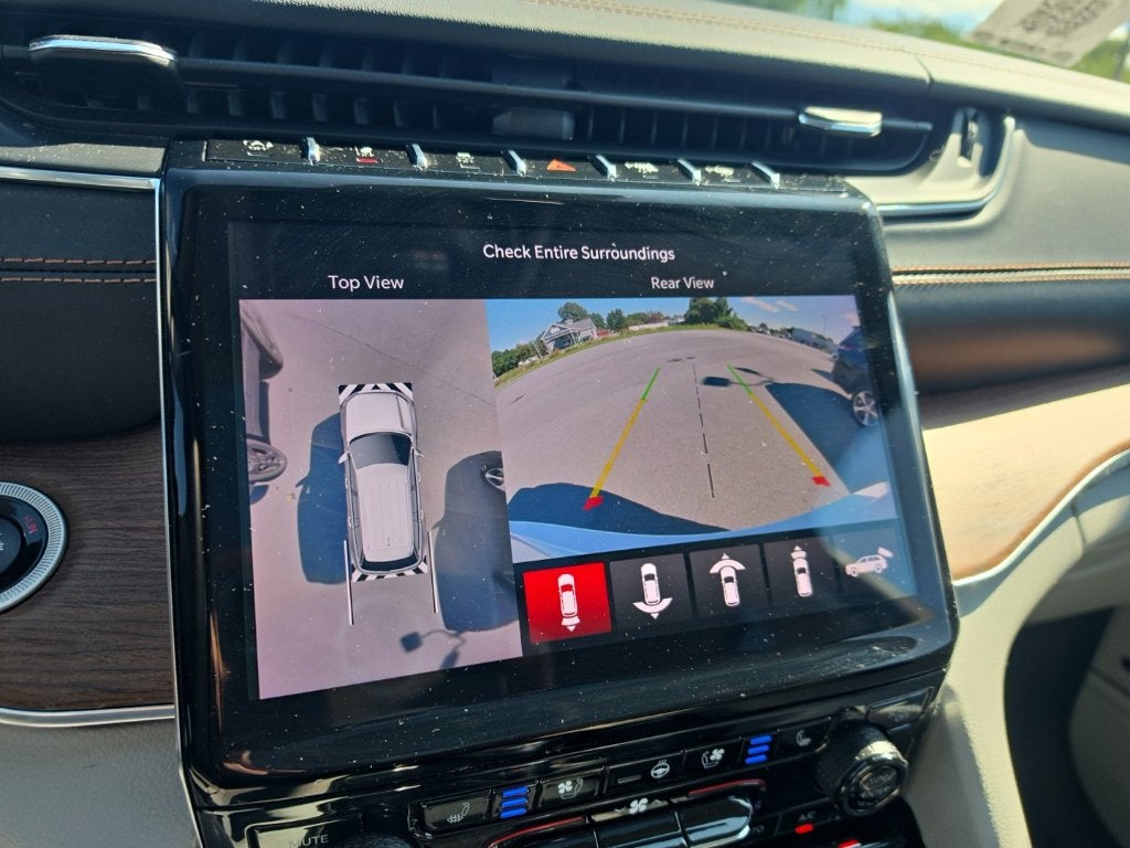 2022 Jeep Grand Cherokee Summit PANO ROOF!