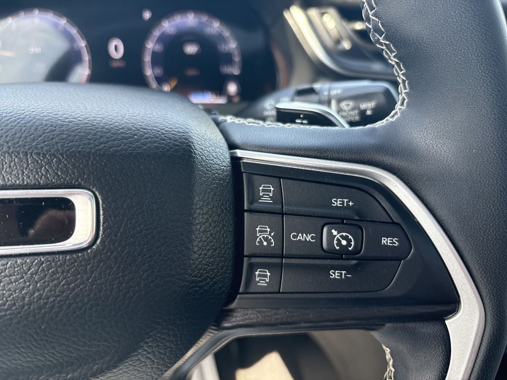 2023 Jeep Grand Cherokee L Altitude 4x4