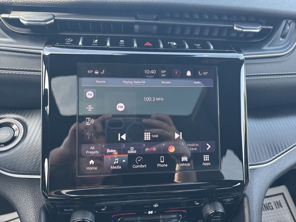 2023 Jeep Grand Cherokee L Altitude 4x4