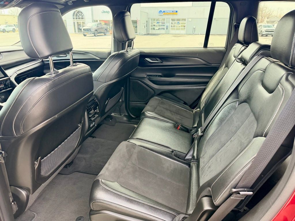 2023 Jeep Grand Cherokee L Altitude