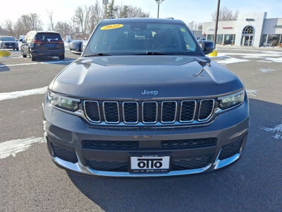 2022 Jeep Grand Cherokee L Laredo 4x4