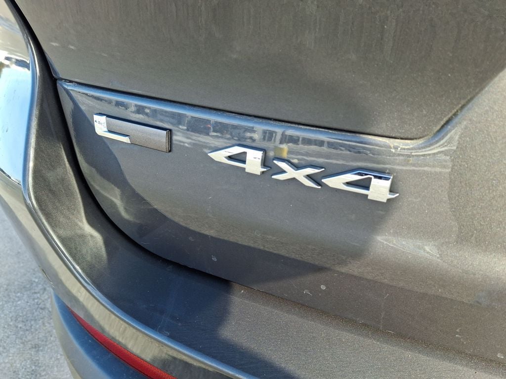 2022 Jeep Grand Cherokee L Laredo 4x4