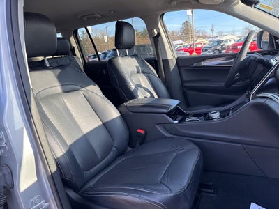 2022 Jeep Grand Cherokee L Laredo 4x4