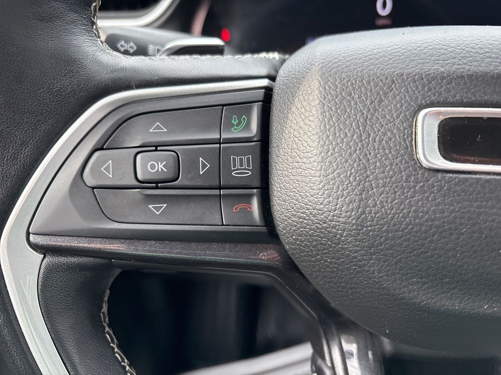 2022 Jeep Grand Cherokee L Laredo 4x4