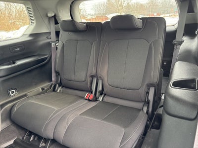 2022 Jeep Grand Cherokee L Laredo 4x4