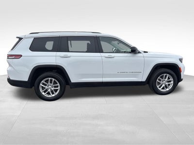 2022 Jeep Grand Cherokee L Laredo 4x4