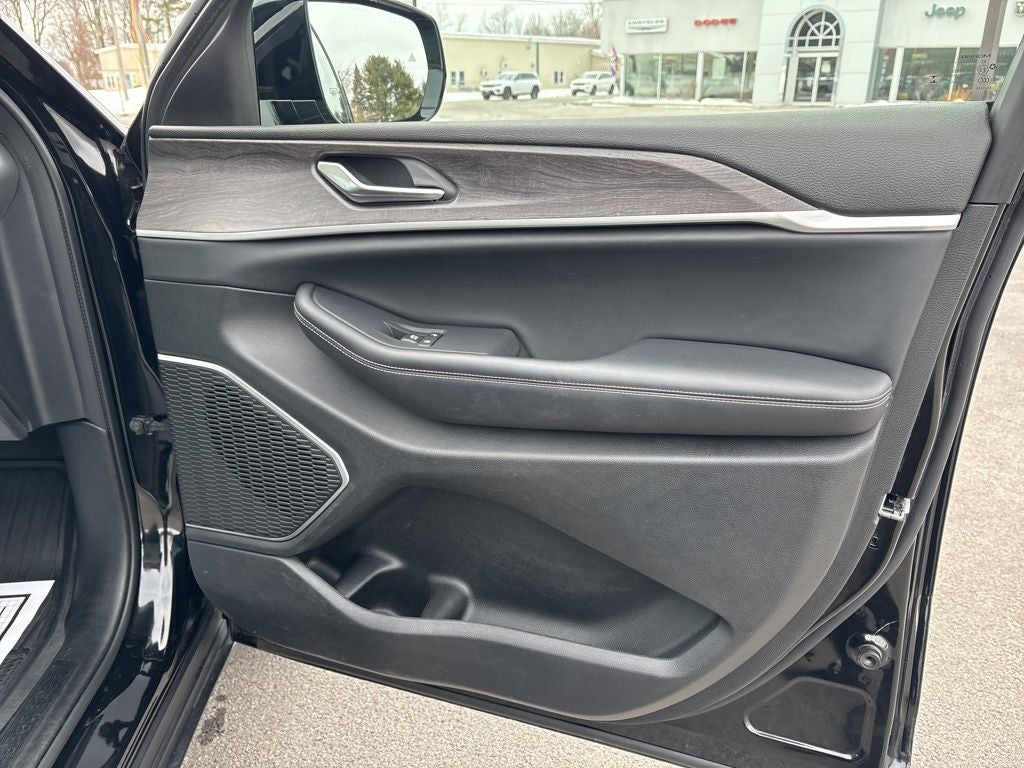 2022 Jeep Grand Cherokee L Limited 4x4