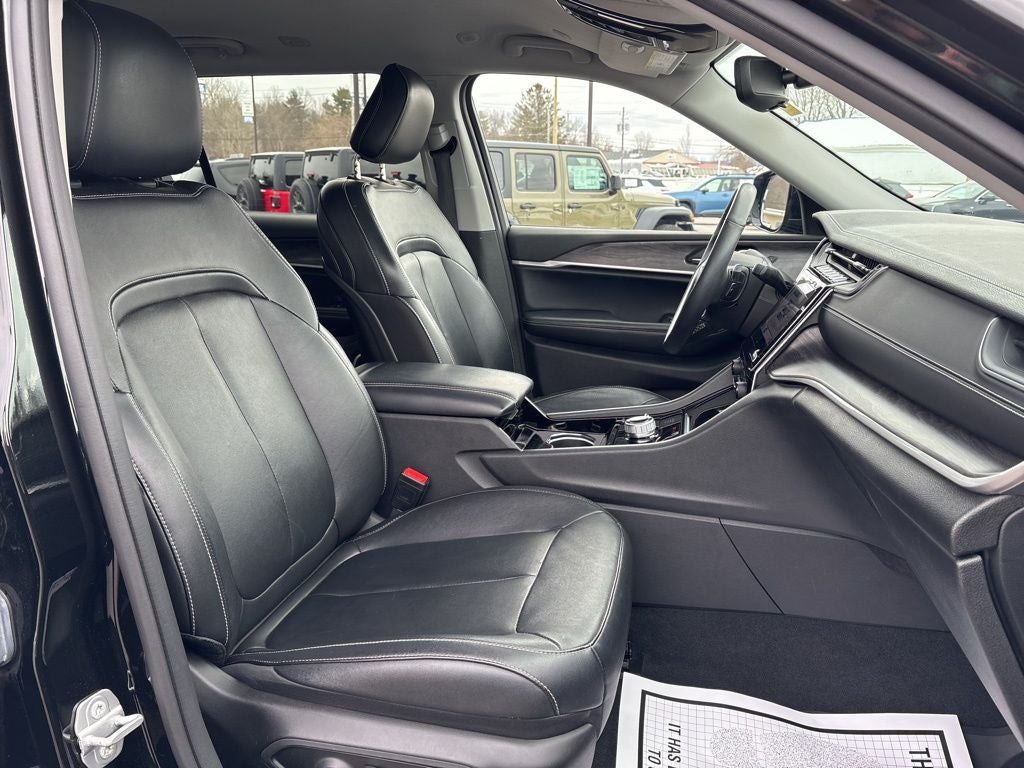 2022 Jeep Grand Cherokee L Limited 4x4