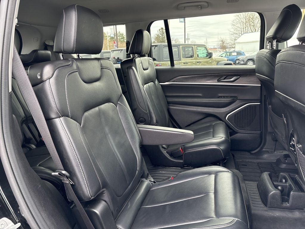 2022 Jeep Grand Cherokee L Limited 4x4